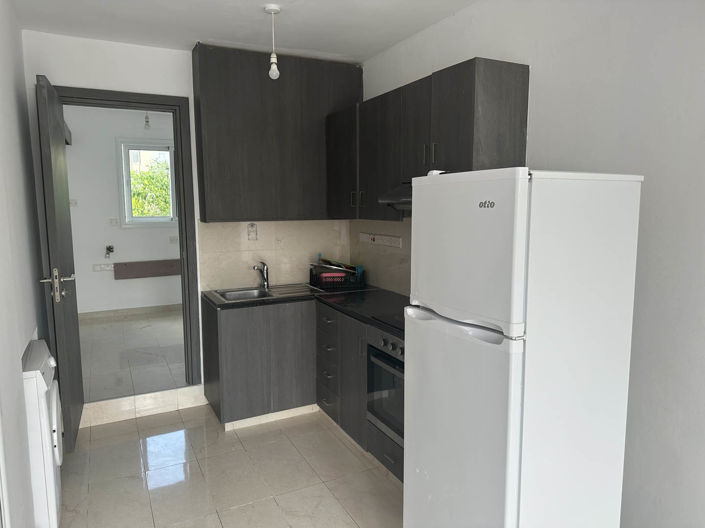 Image No.9-2 Bed House for sale