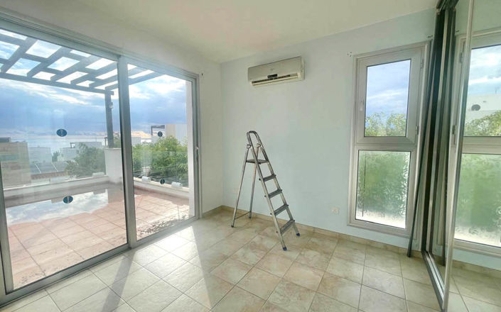 Image No.12-3 Bed House for sale