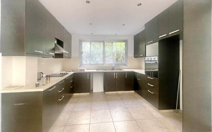 Image No.4-3 Bed House for sale