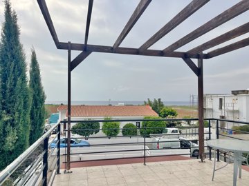 d9c71951-c9f9-474b-ab03-ab2439a02d1e