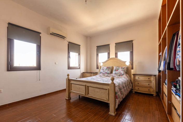 Image No.12-Maison de 4 chambres à vendre à Chypre