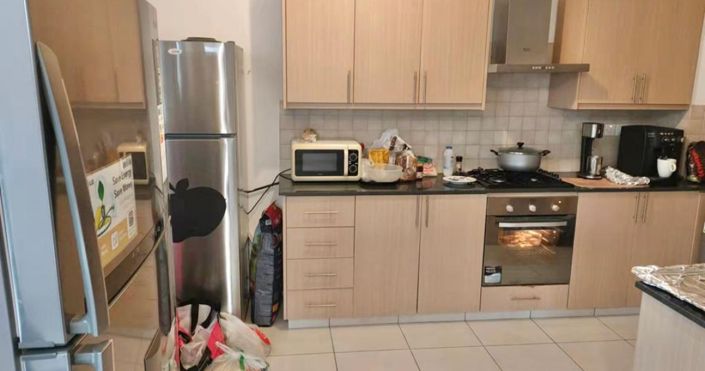 Image No.5-3 Bed House for sale