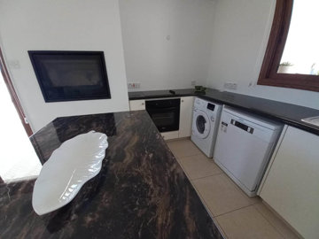 apartment-for-sale-paphos-universal-cyprus1-2