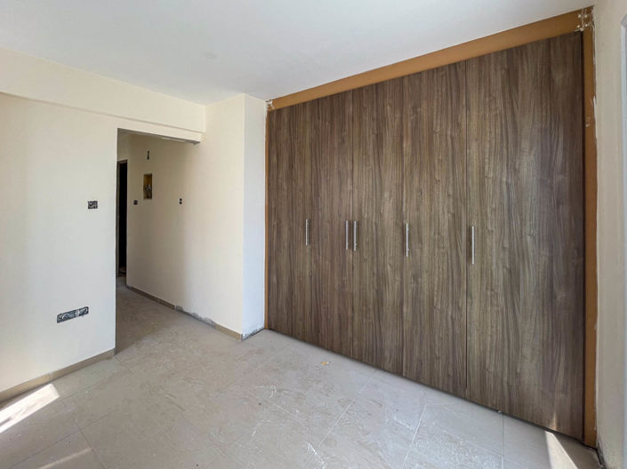 Image No.10-3 Bed House for sale