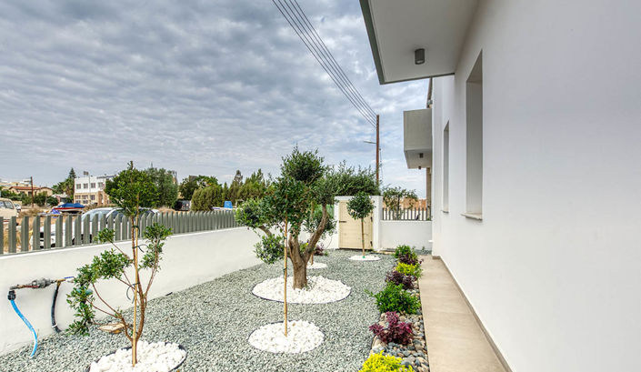 Image No.23-4 Bed House for sale