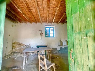 house-for-renovation-for-sale-cyprus-paphos44