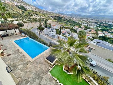 key-ready-villa-for-sale-paphos-cyprus-peyia1