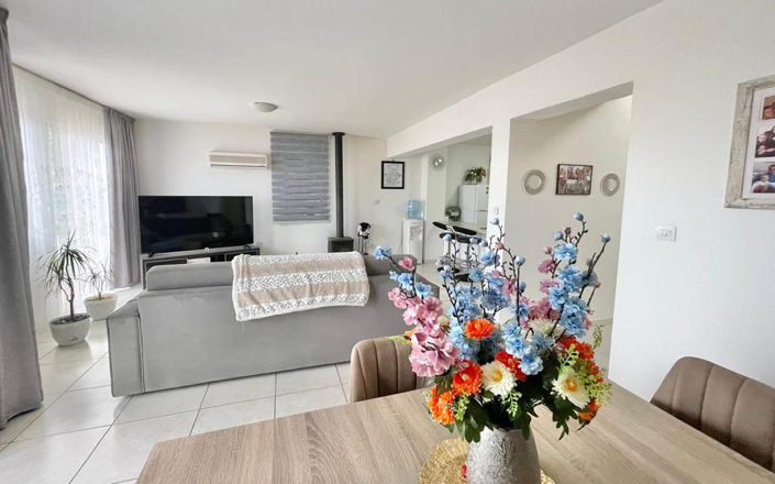 Image No.9-3 Bed House for sale