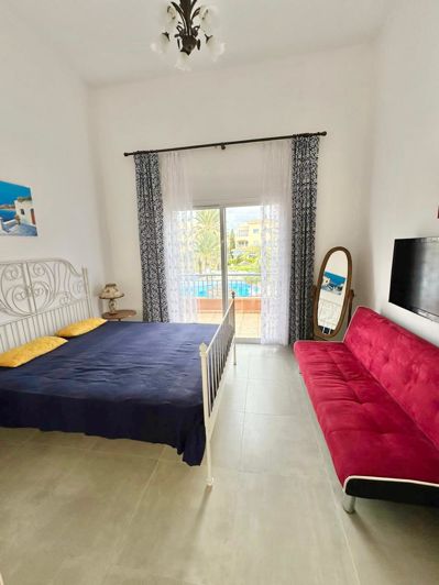 Image No.10-2 Bed House for sale