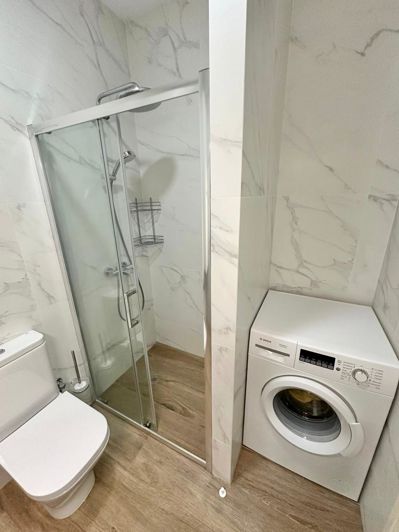 Image No.12-2 Bed House for sale