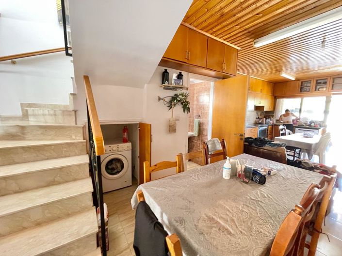 Image No.9-3 Bed House for sale