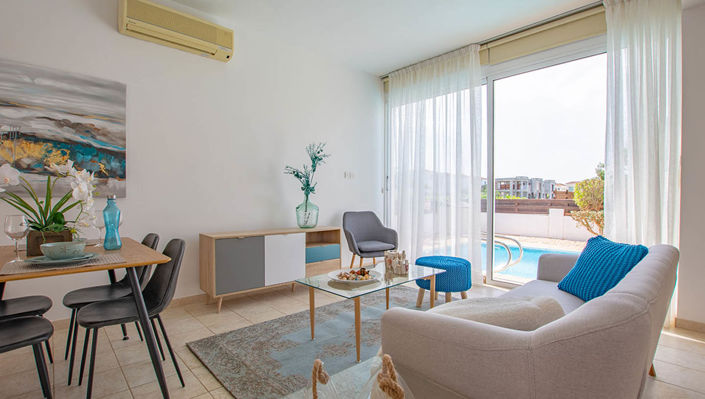 Image No.5-2 Bed House for sale