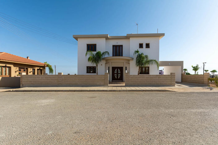 Image No.6-Maison de 4 chambres à vendre à Chypre