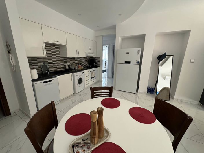 Image No.7-3 Bed Apartment for sale