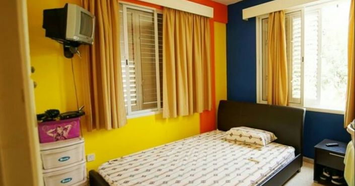 Image No.8-6 Bed House for sale