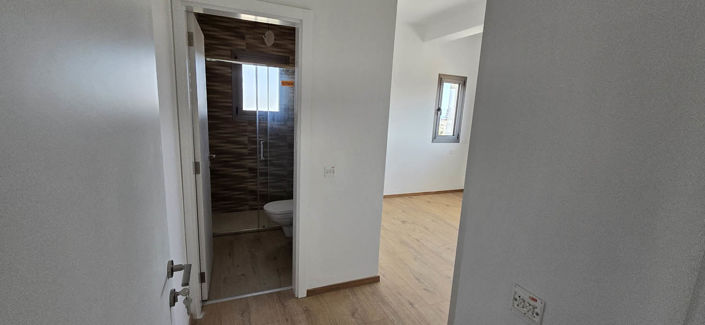 Image No.35-3 Bed Apartment for sale