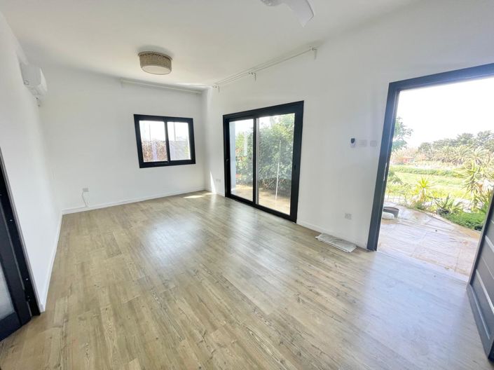 Image No.19-1 Bed House for sale