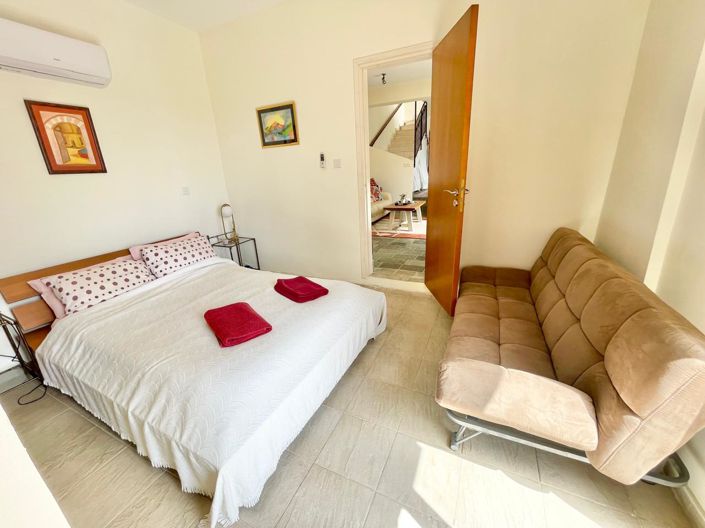 Image No.16-3 Bed House for sale