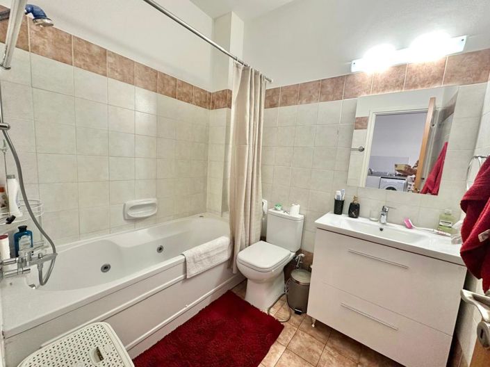 Image No.11-1 Bed Apartment for sale