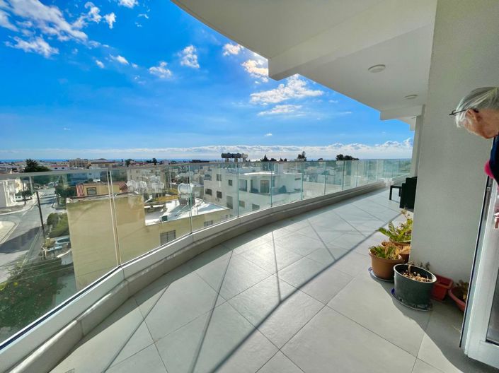 Image No.2-2 Bed Apartment for sale