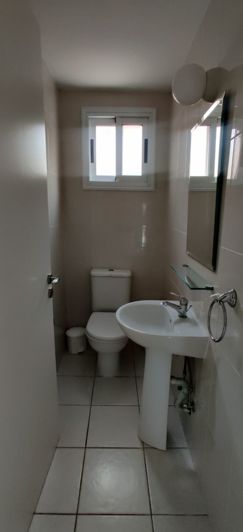 Image No.7-2 Bed House for sale