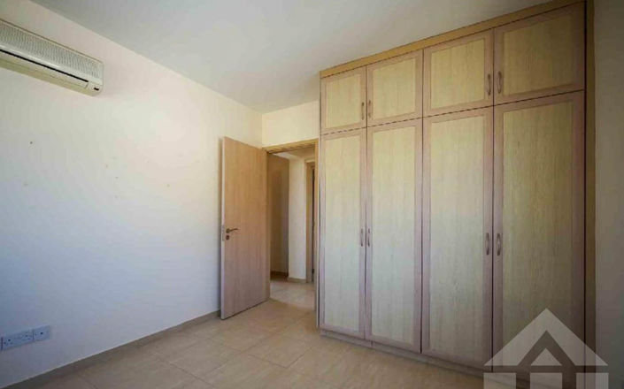 Image No.10-2 Bed House for sale