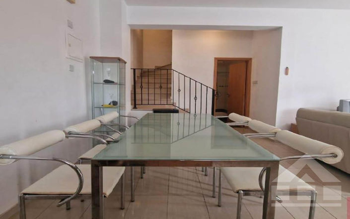 Image No.5-2 Bed House for sale