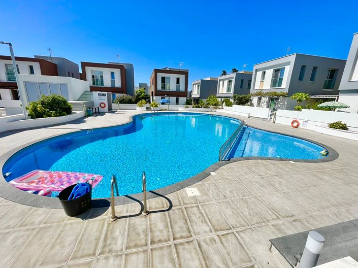 Image No.2-Appartement de 3 chambres à vendre à Paphos