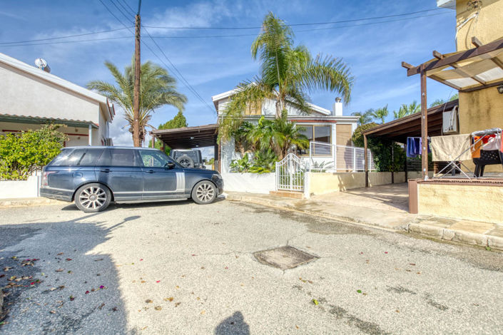 Image No.15-3 Bed House for sale
