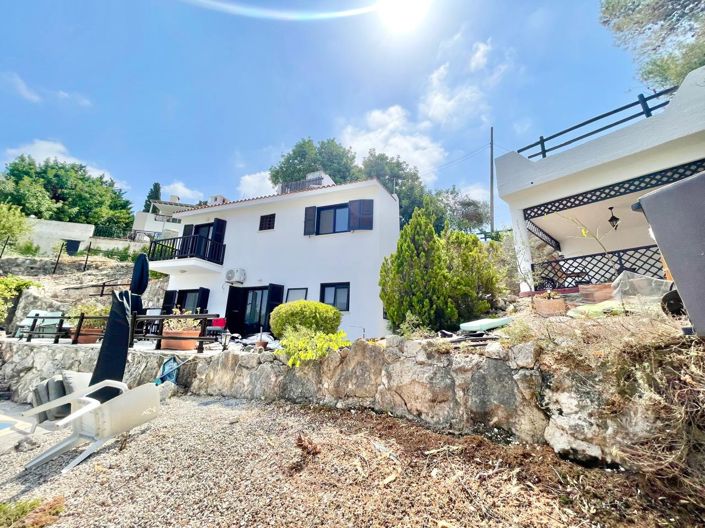 Image No.2-2 Bed House for sale