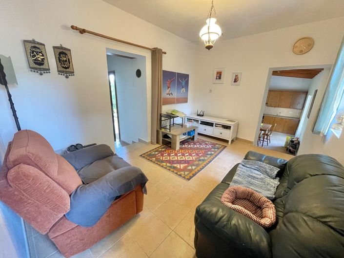 Image No.19-5 Bed House for sale