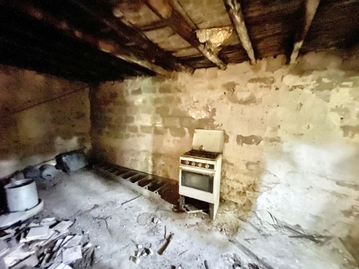 Image No.8-3 Bed House for sale