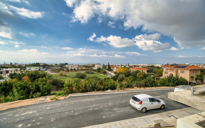 Image No.2-3 Bed House for sale