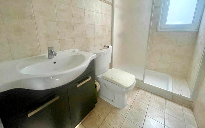 Image No.15-3 Bed House for sale