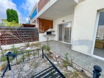 key-ready-ground-floor-apartment-for-sle-paph