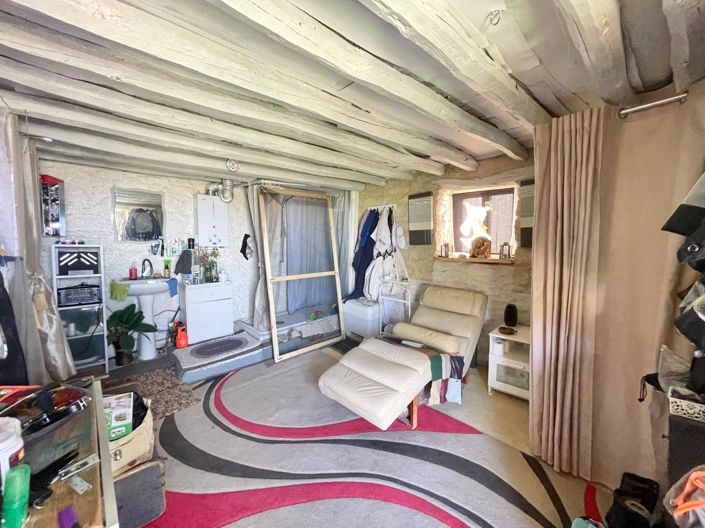 Image No.11-2 Bed House for sale