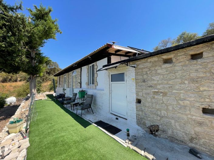 Image No.2-2 Bed House for sale
