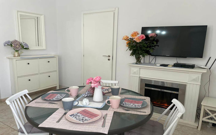 Image No.10-3 Bed Apartment for sale