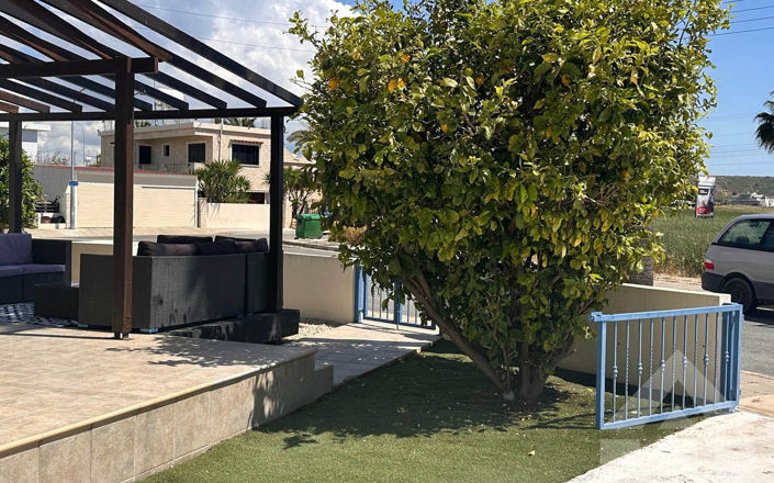 Image No.6-3 Bed House for sale