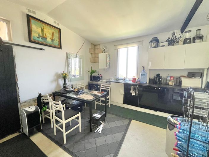 Image No.8-2 Bed House for sale