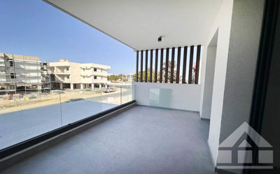 key-ready-modern-apartment-for-sale-larnaca-c