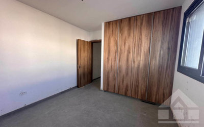 key-ready-modern-apartment-for-sale-larnaca-c