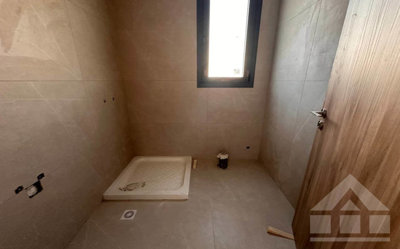 key-ready-modern-apartment-for-sale-larnaca-c