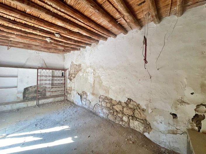 Image No.17-2 Bed House for sale