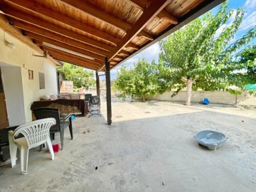 bungalow-for-sale-letymbou-paphos-cyprus8
