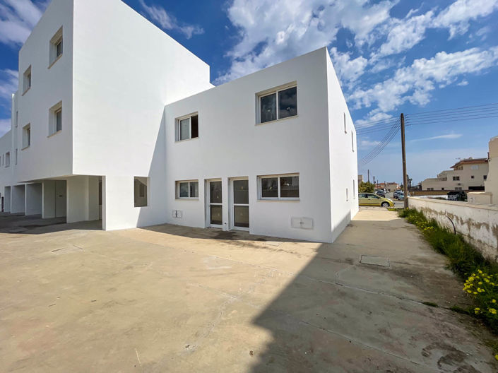Image No.6-3 Bed Maisonette for sale