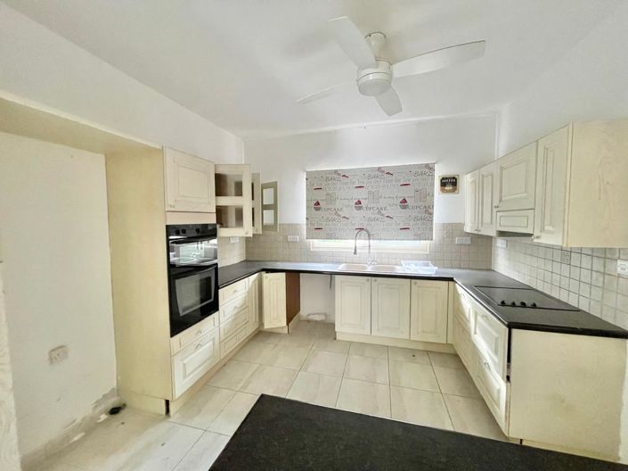Image No.7-4 Bed Villa for sale