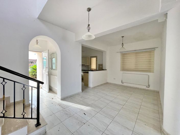 Image No.8-4 Bed Villa for sale