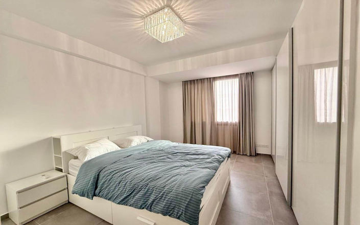Image No.10-2 Bed Apartment for sale