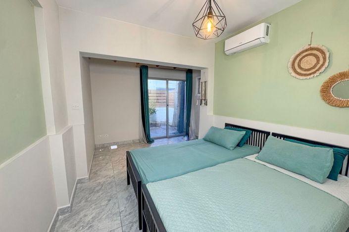 Image No.10-3 Bed Apartment for sale
